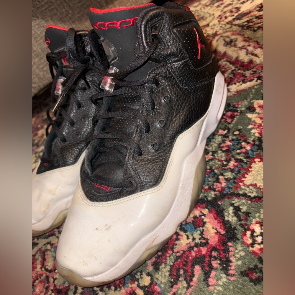 Jordan B’ Loyal Black/White